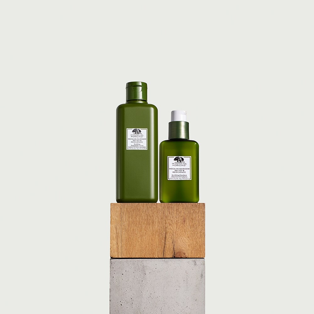 Dr. Andrew Weil For Origins™ Mega-Mushroom Relief & Resilience Advanced Face Serum, 30ml